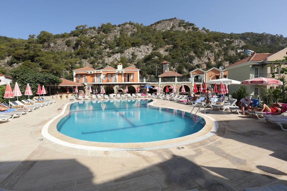 The Tower Hotel - Image 11