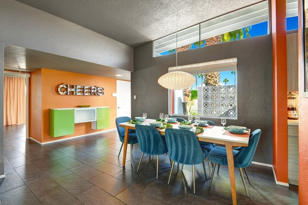 Biskra by Avantstay Classic Palm Springs Getaway W Outdoor Living Pool Permit 4869