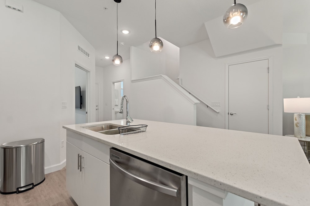 Harmony Haven Boutique Townhome At Azzure Resort Near Disney By Shine Villas 6 Bedroom Townhouse