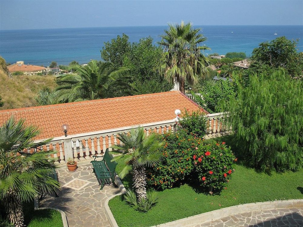 Residence My Villa Eden