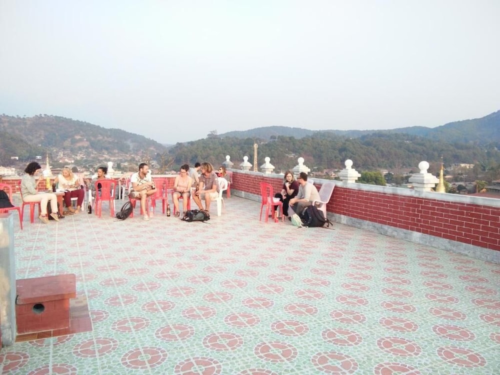 Golden Kalaw Inn