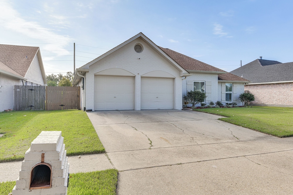 Private Yard & Patios: Family Home in Laplace!