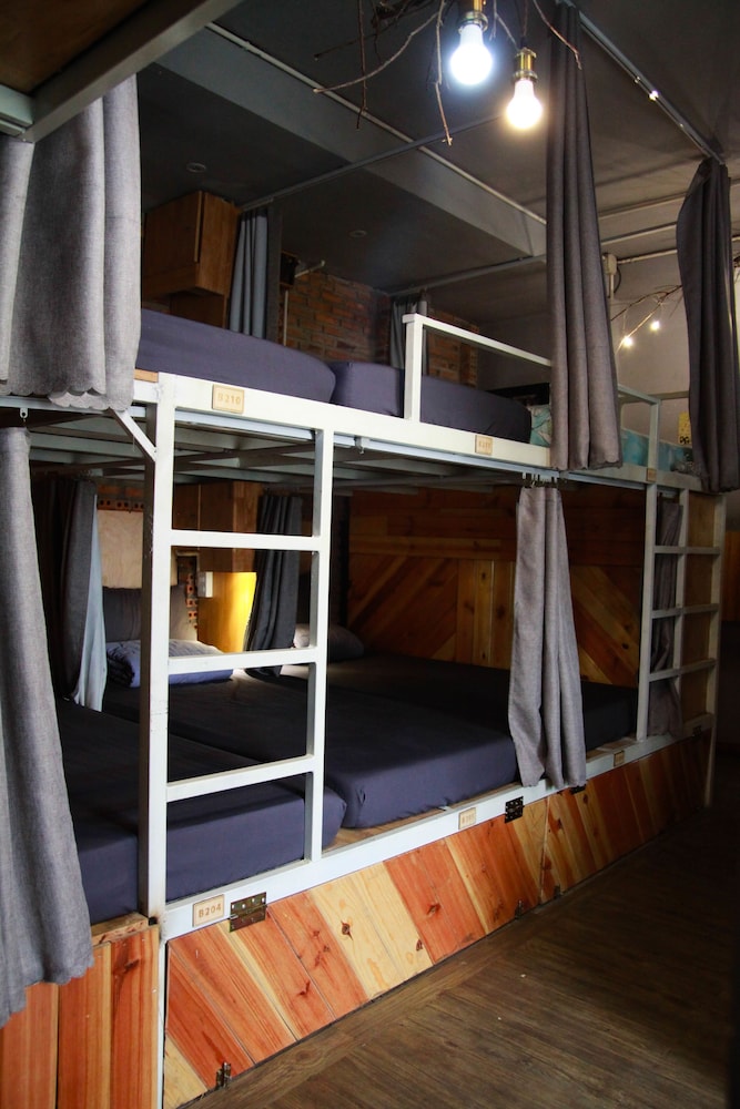 Gaia Hostel