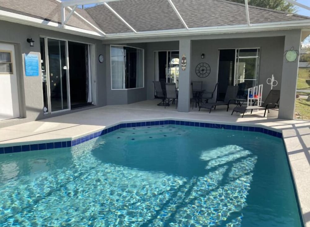 Free Welcome Pack - Private Pool - Near Parks - Image 5