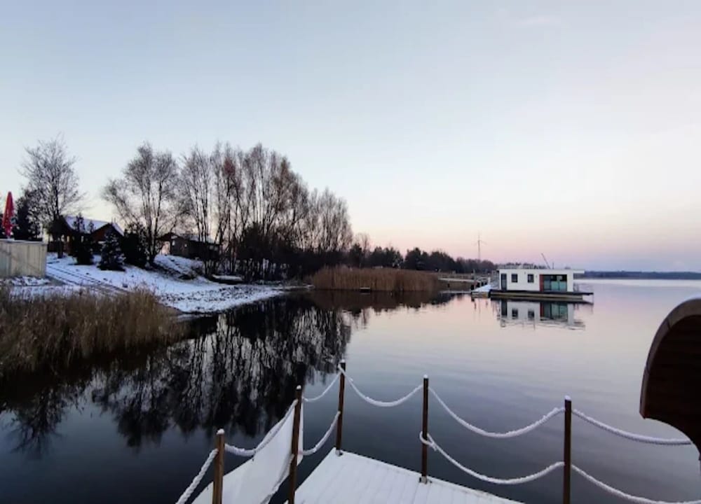 Hausboot am Grabendorfer See