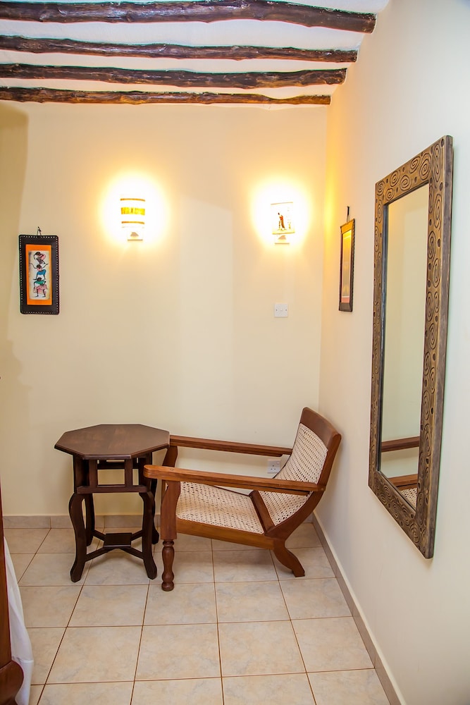Villakwetu Cottages Diani Beach view 4