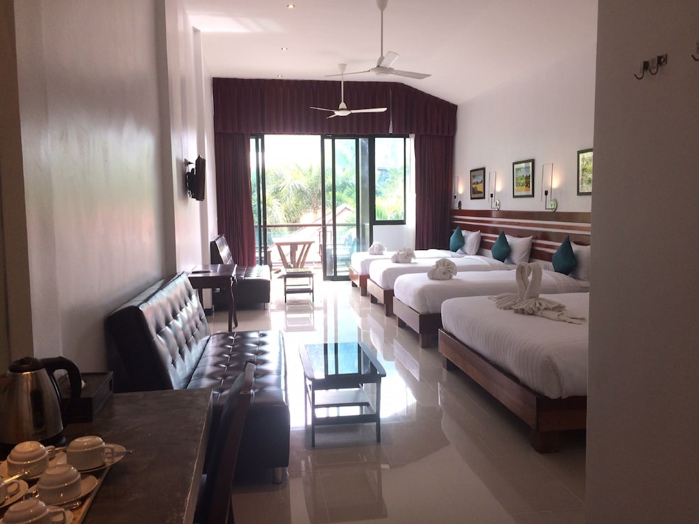 Green View Village Resort