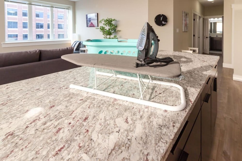 Saint John Vacations - The Best Rental in SJ w Parking Excellent Views Location - Property Image 11