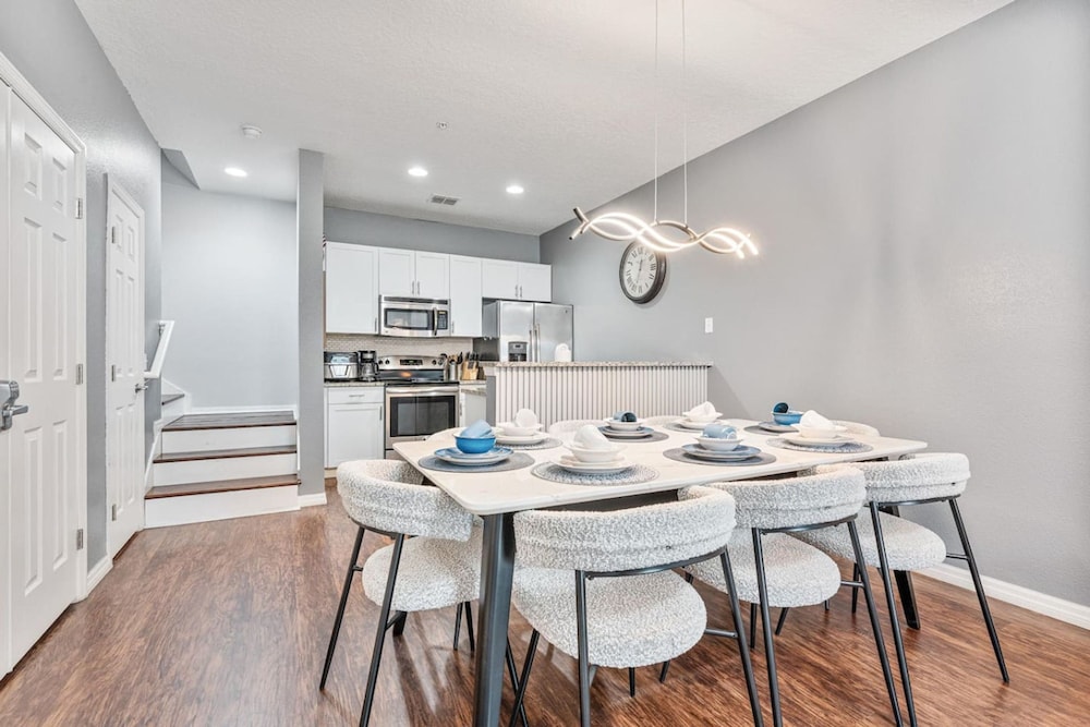 Amazing 3 Bdr House Near Disney - Lv22106