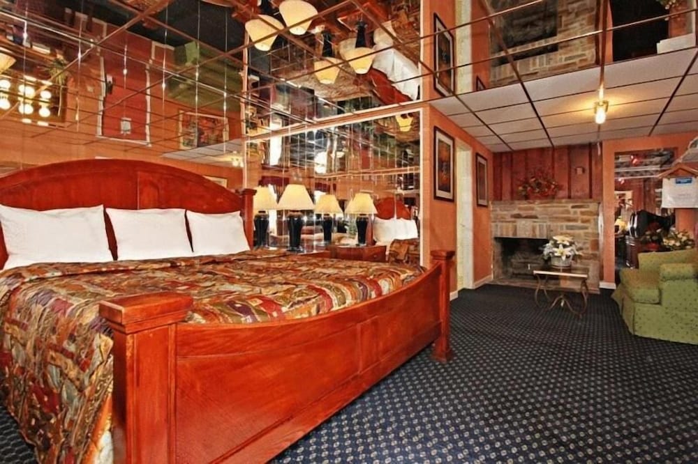 Regal Inn Suites - Property Image 6
