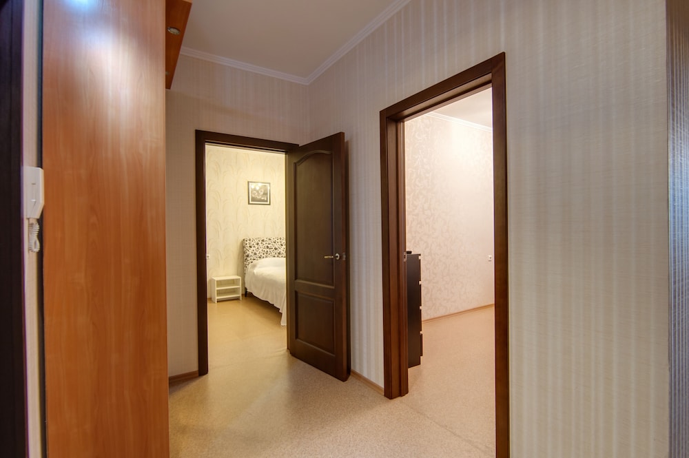 Aura Apartments