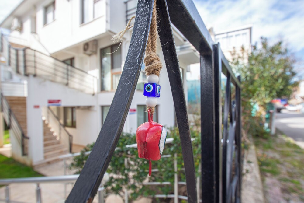 poseidon kınalıada pansiyon