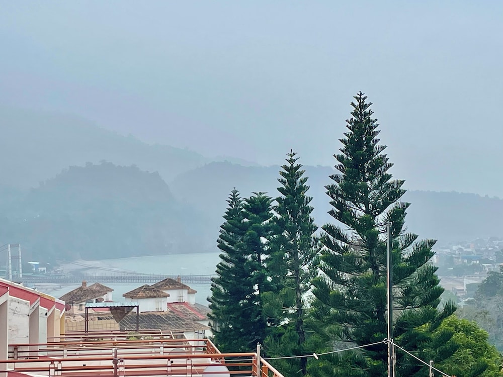 White House By The Ganges