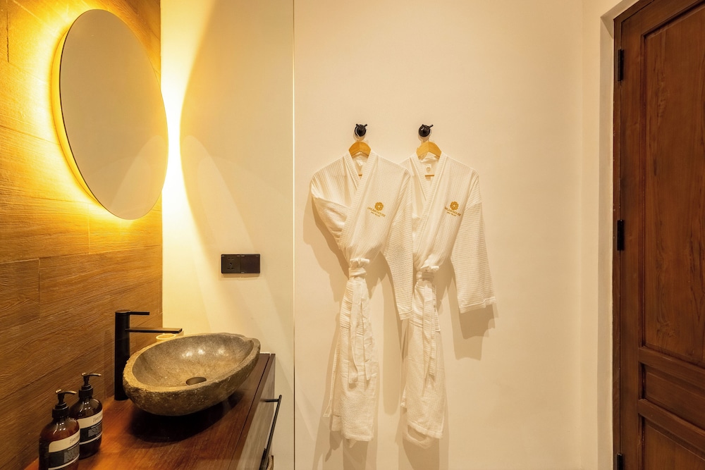Palmero Suites