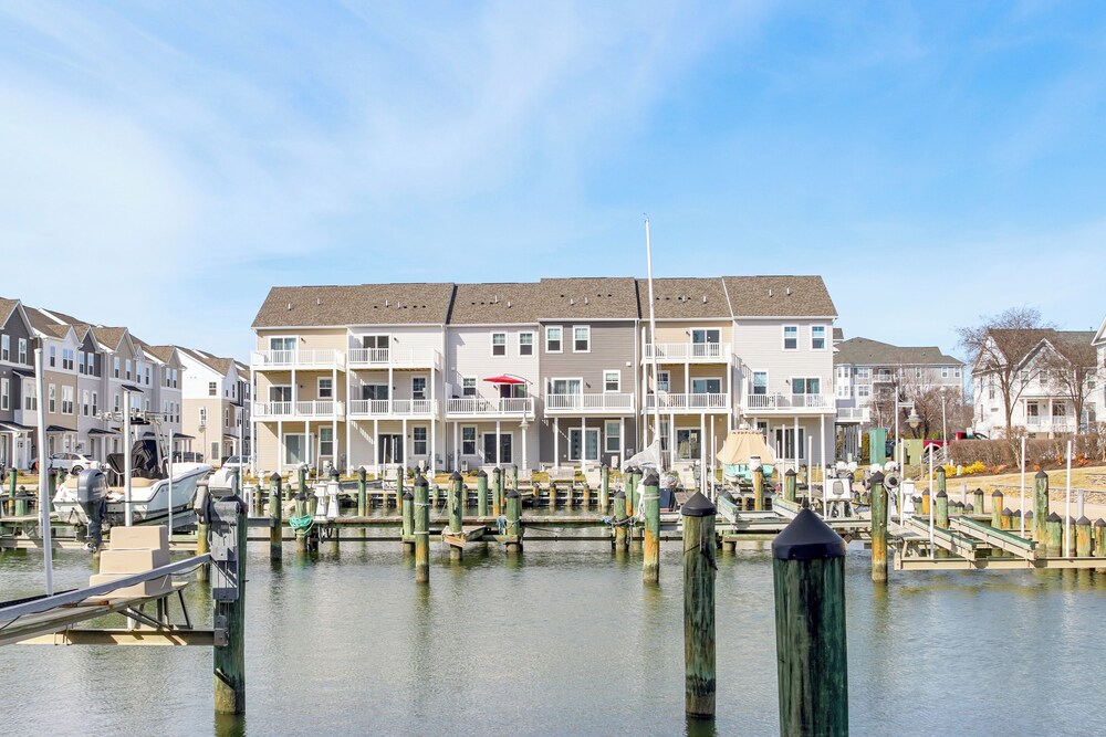 Walk to Dtwn: Waterfront Eastern Shore Townhome!