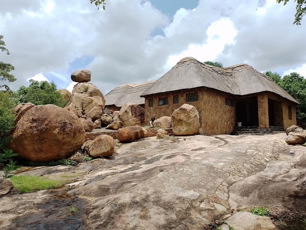 Matopo Ingwe Lodge