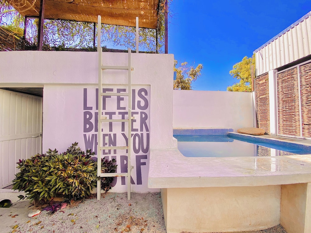 Perro Surfero Hotel Boutique - Todos Santos, BCS