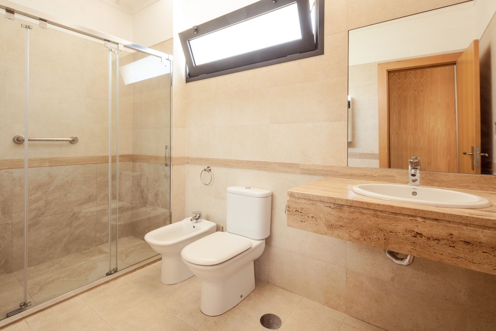 25 - Elegant apartment with Seaviews view 5