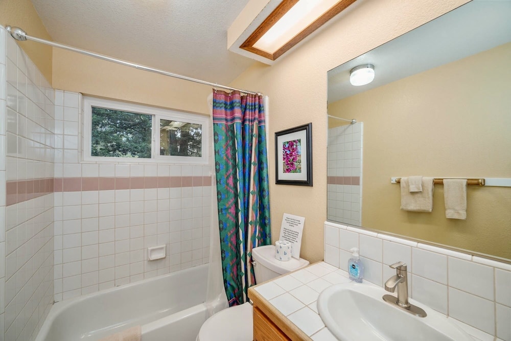 1821 Arrowhead 2 Bedroom Home