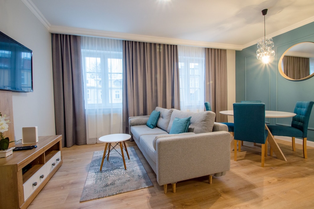 Grand Apartments