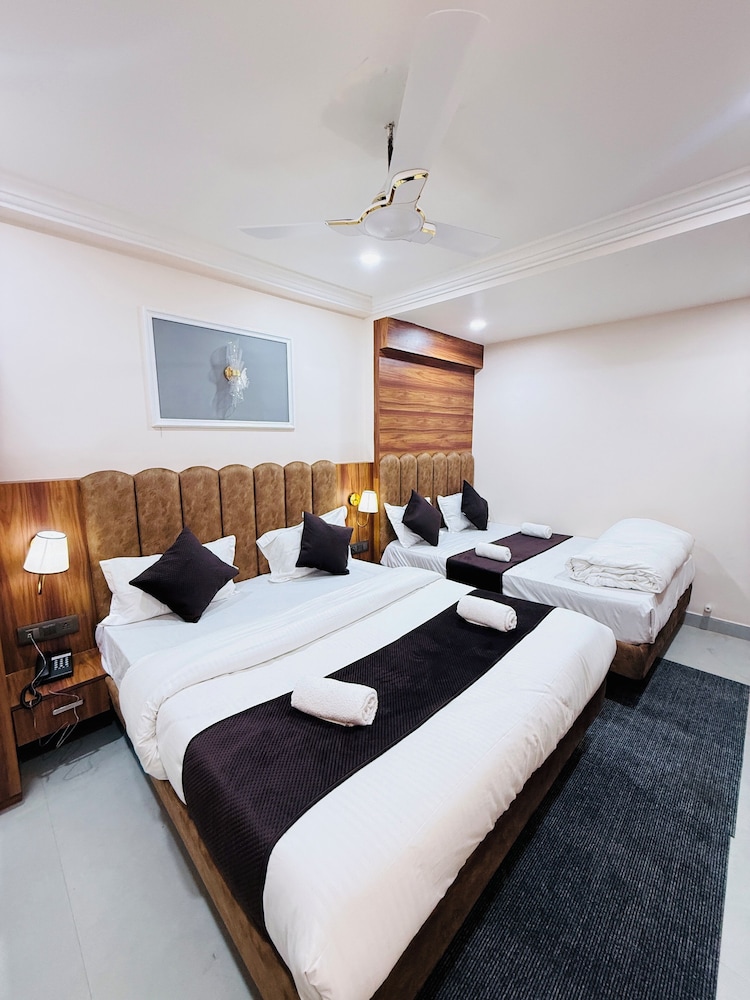 Hotel JK palace