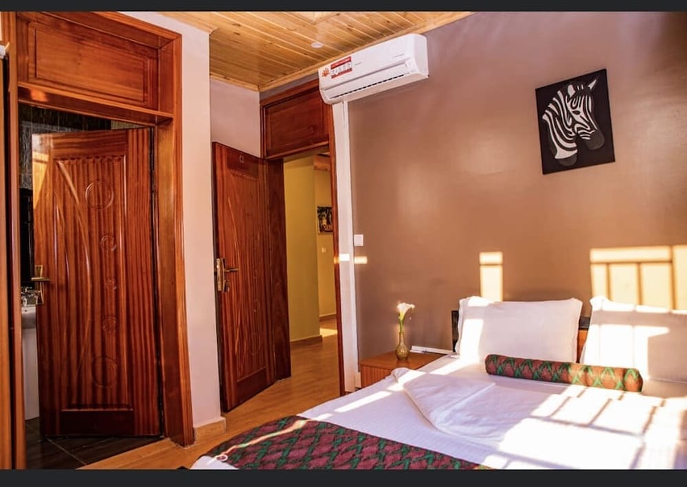 Konga Hotel Kigali view 2