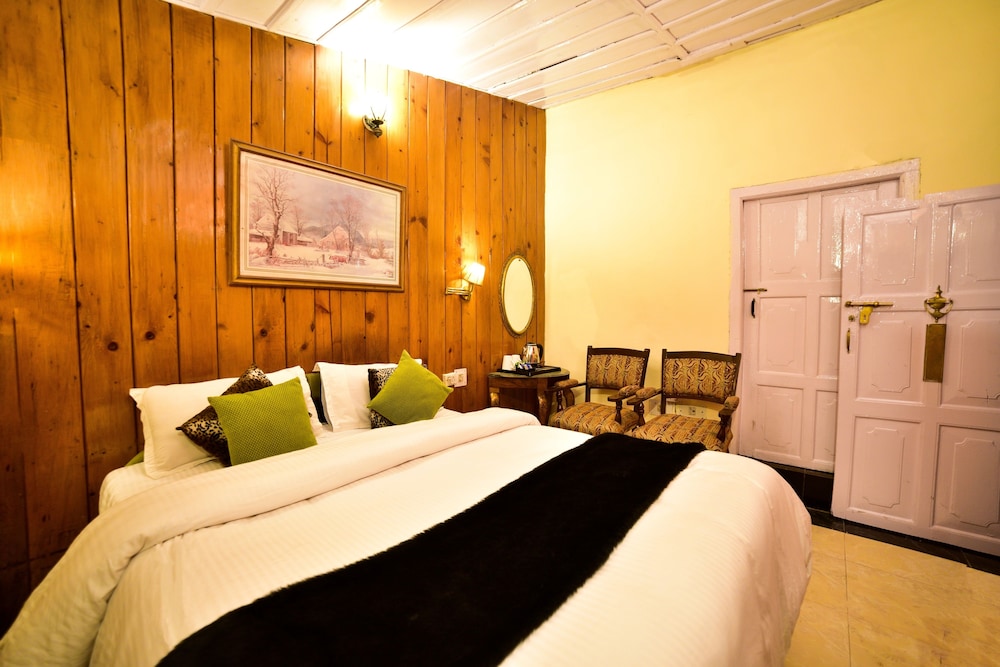 Hotel Chimney House by OpenSky, Mussoorie view 5