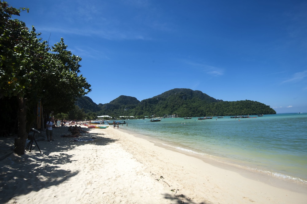 Phi Phi Twin Palms Bungalows