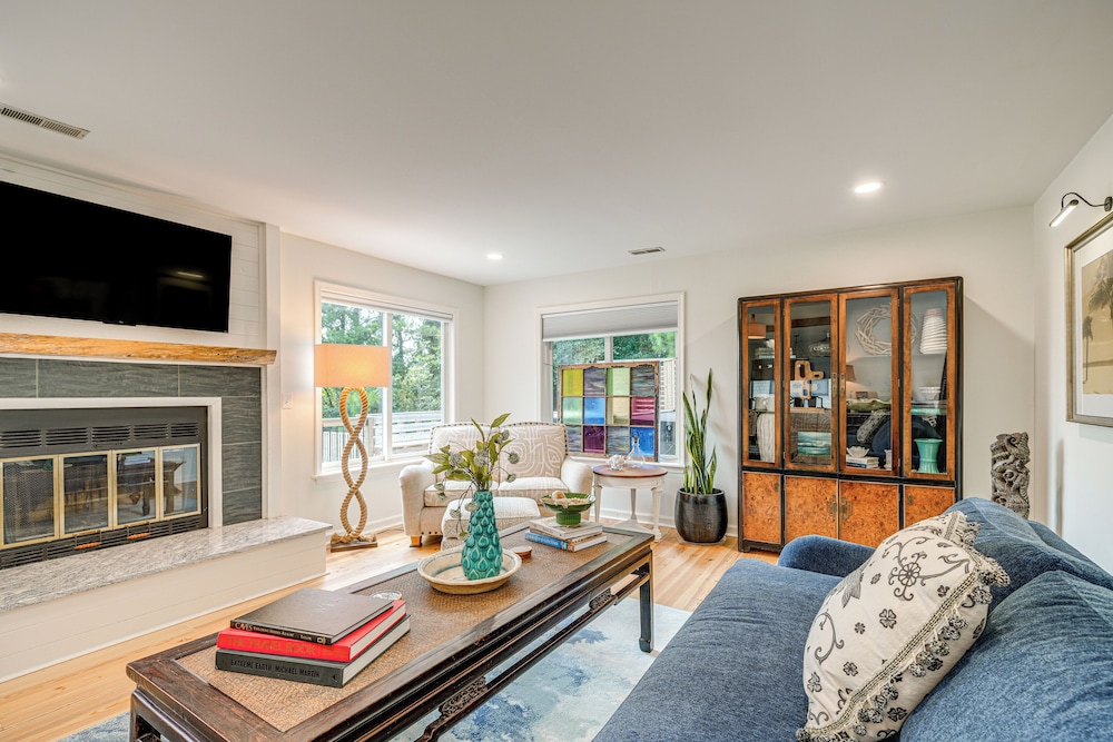 Private Beach Access & Hot Tub: Kitty Hawk Haven
