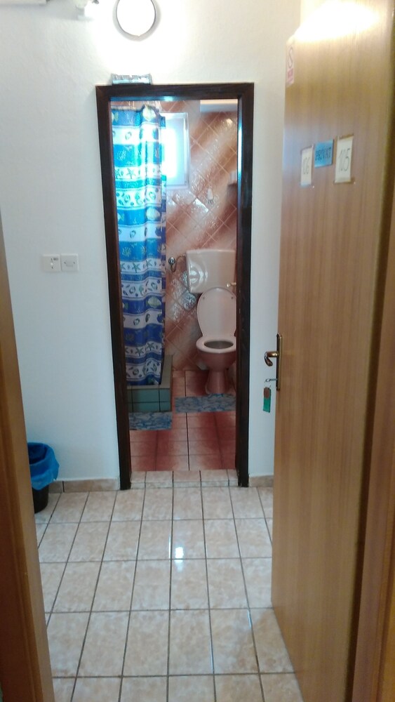 Photo 28