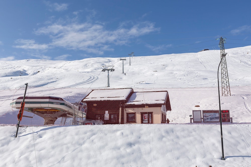Fiocco Di Neve Ski in- Ski out Mt 10