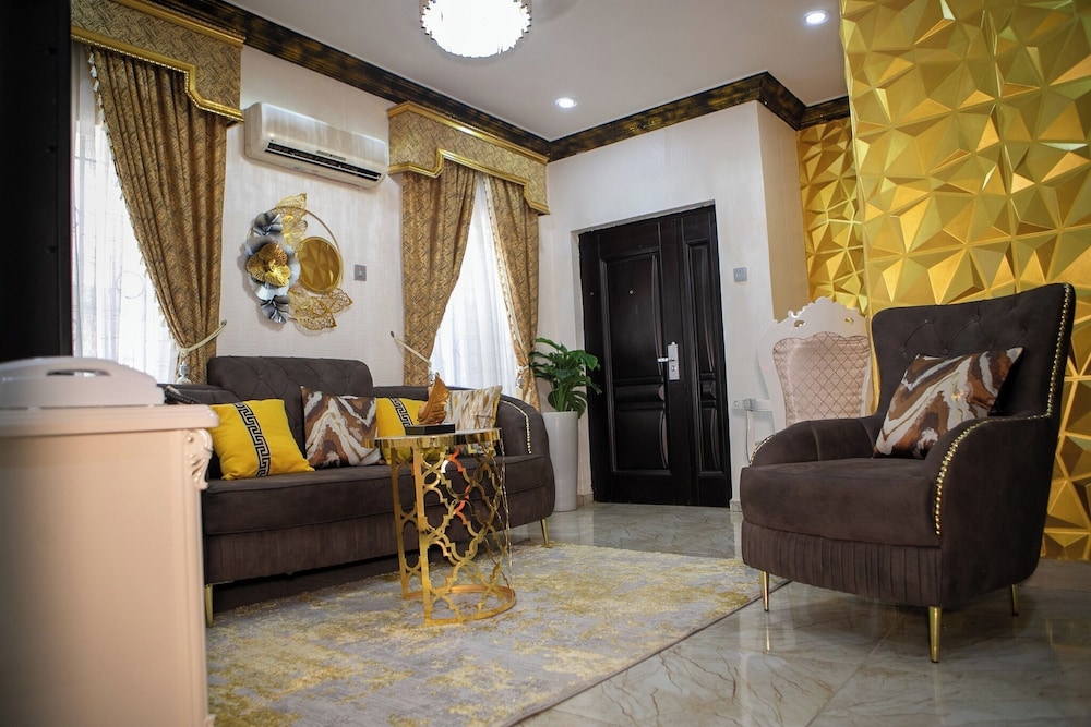 Metrohills Business Suites