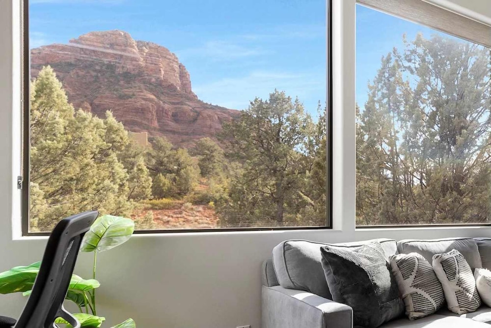 Mammoth Rock Retreat-villa Amazing Views-sleeps 4