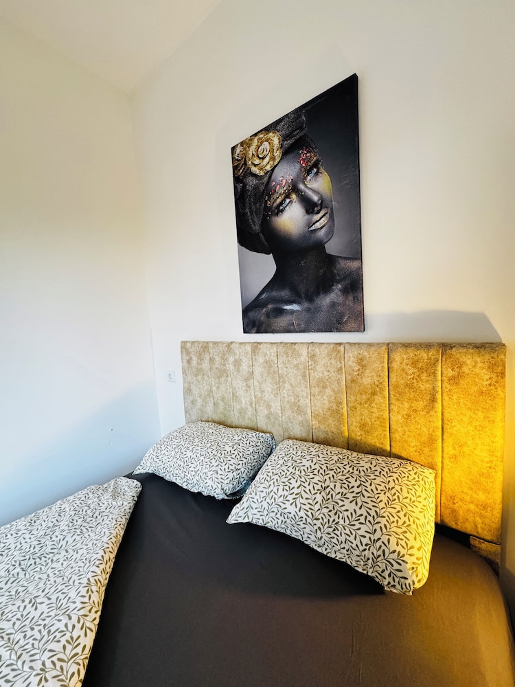 Central 8BR Stay with Garden and Terrace