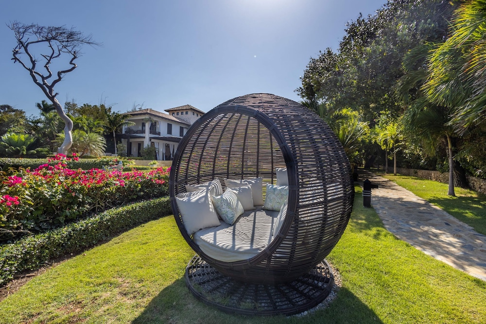 Villa Tres Amarras The Pinnacle of Exclusivity
