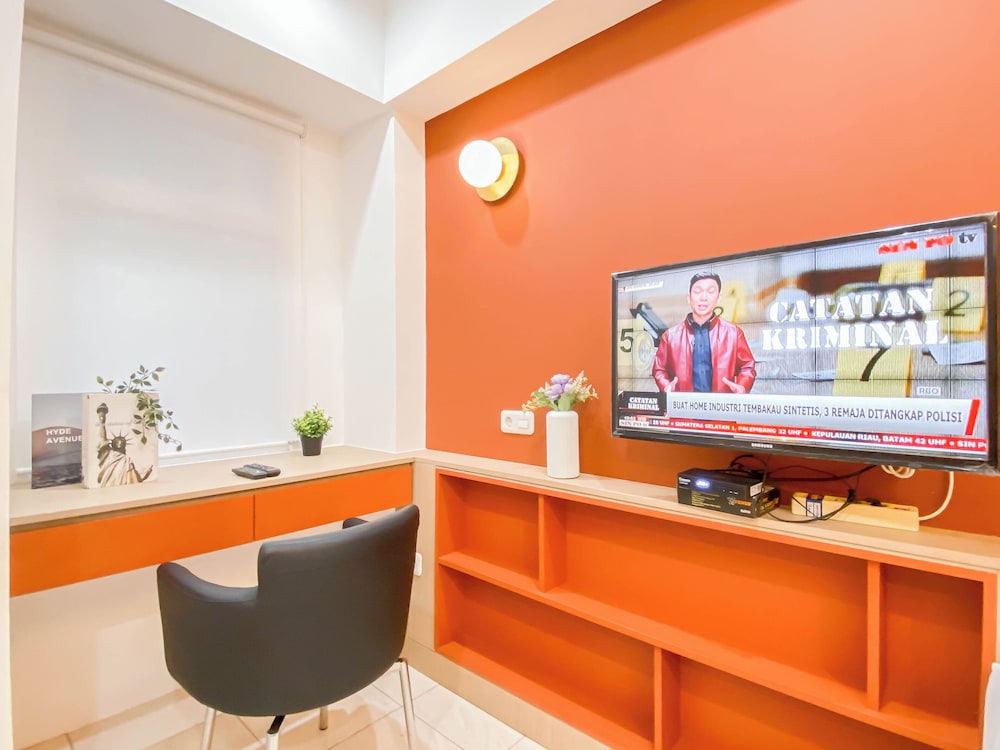 Strategic Studio At Apartment Springlake Summarecon Bekasi