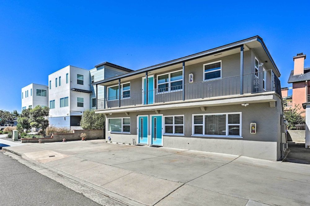 Stylish San Diego Apartment w/ Smart TV! view 3