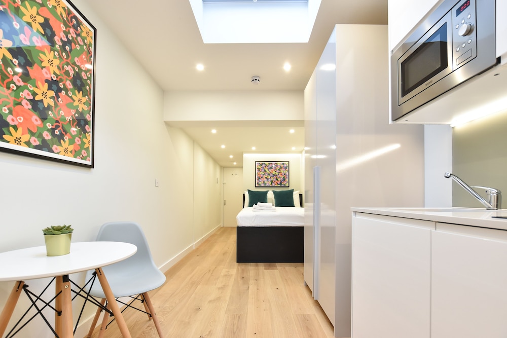 StayPrime Earls Court Serviced Apartments