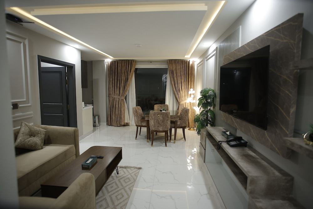 ZAR Luxury Suites Murree