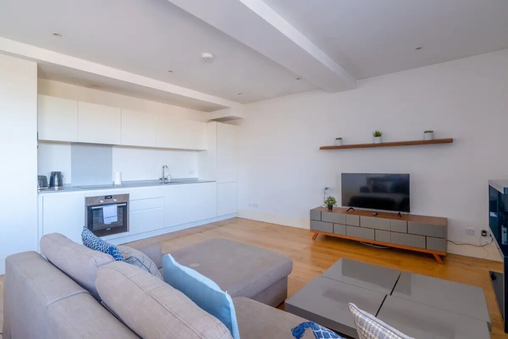 Stylish 1 Bedroom Apartment in Affluent Fulham