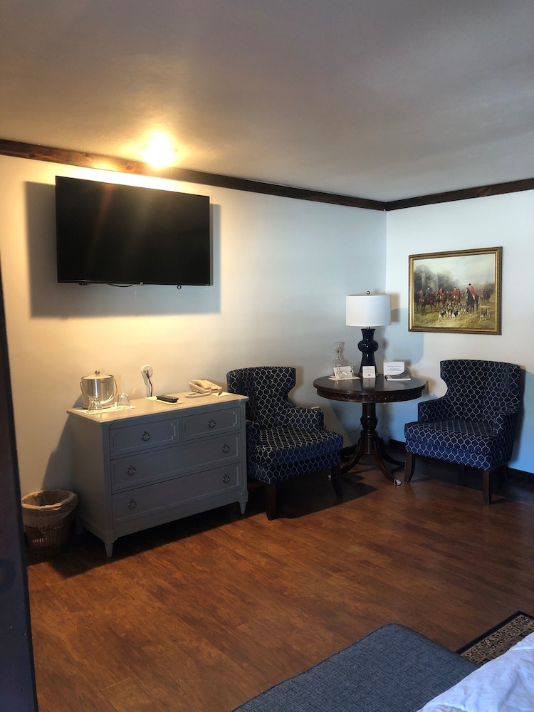 Beekman Arms and Delamater Inn