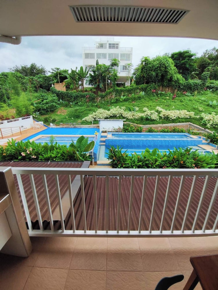 DMC Condotel