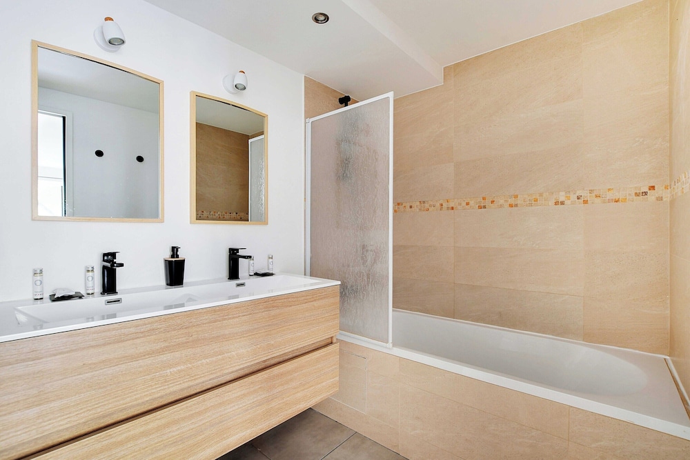 Appartement in the Heart of Paris Opera