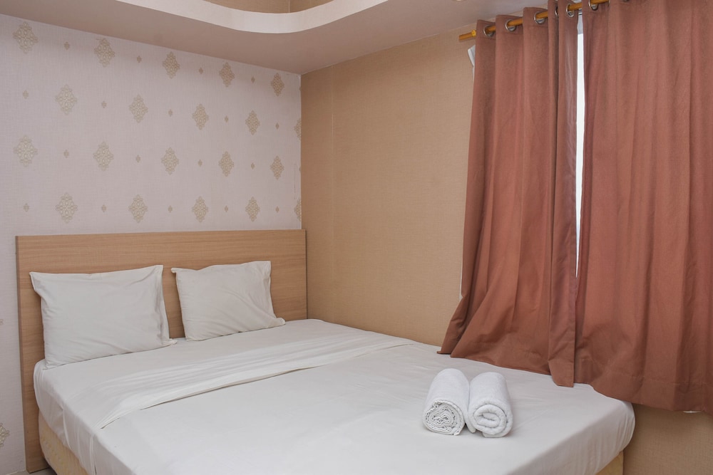 Strategic And Nice 2Br At Bassura City Apartment