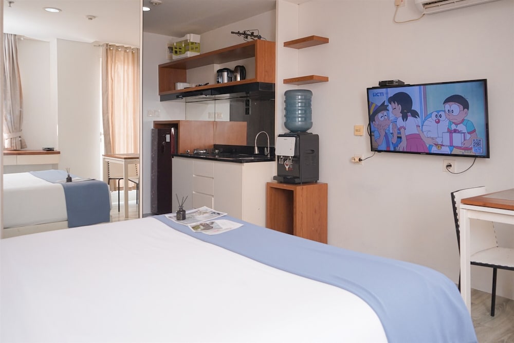Good Studio Room at Bintaro Icon Apartment