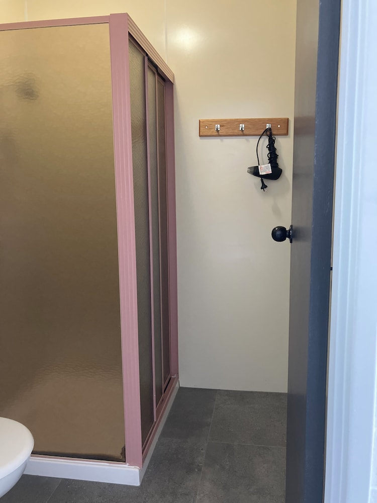 61 OCEAN ROAD MOTEL