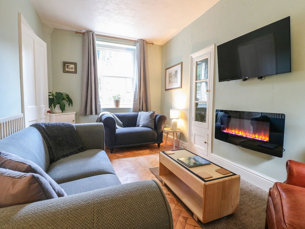 Knoll Cottage