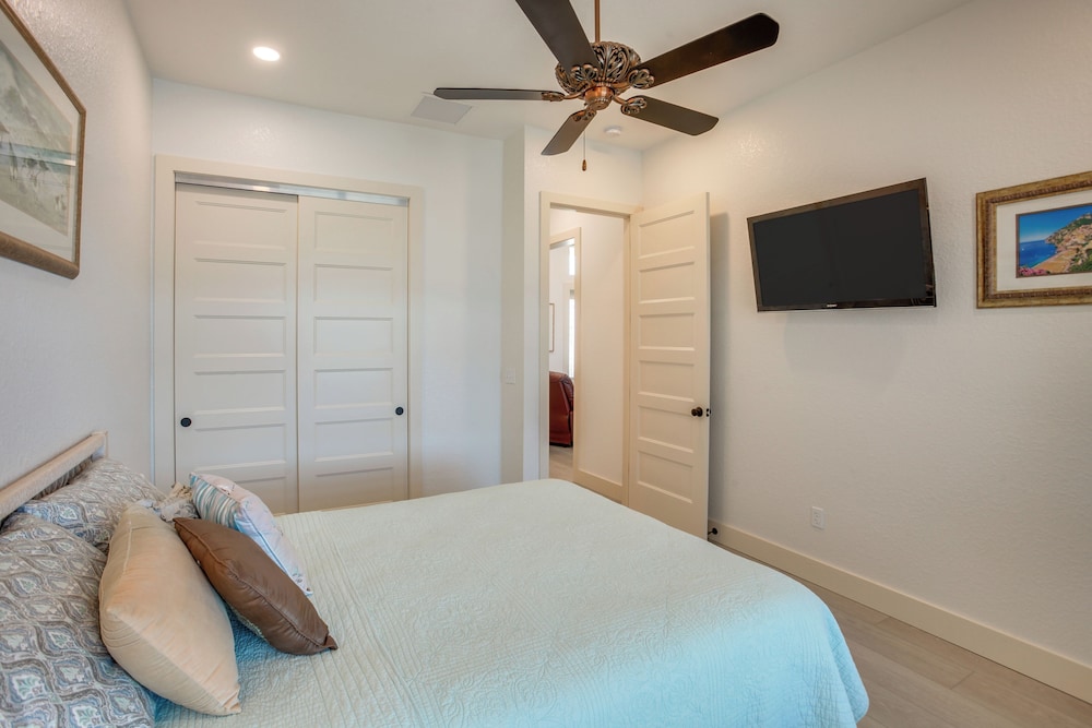 Home w/ Private Pool & Lake Views in Punta Gorda!