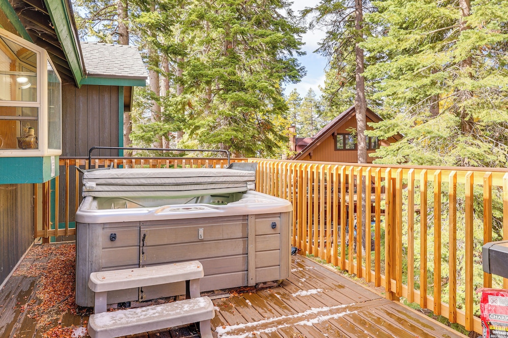 7 Mi to Beach: Home w/ Hot Tub in South Lake Tahoe