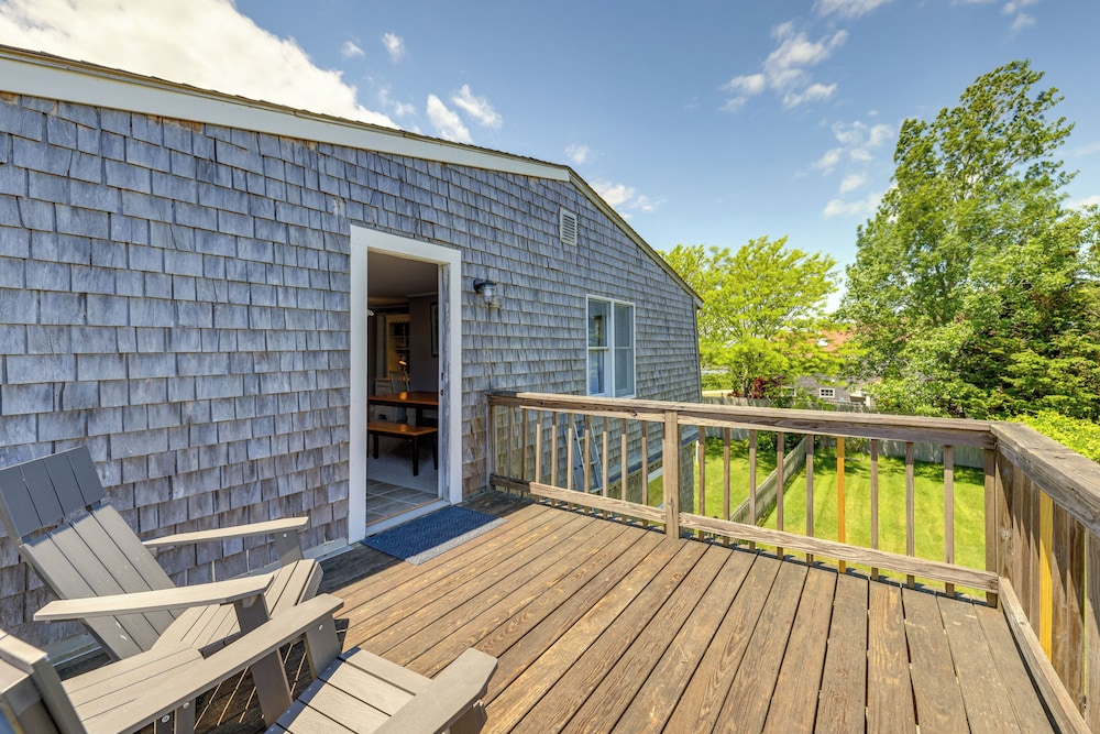Water-view Beach House in Truro, Great for Groups!